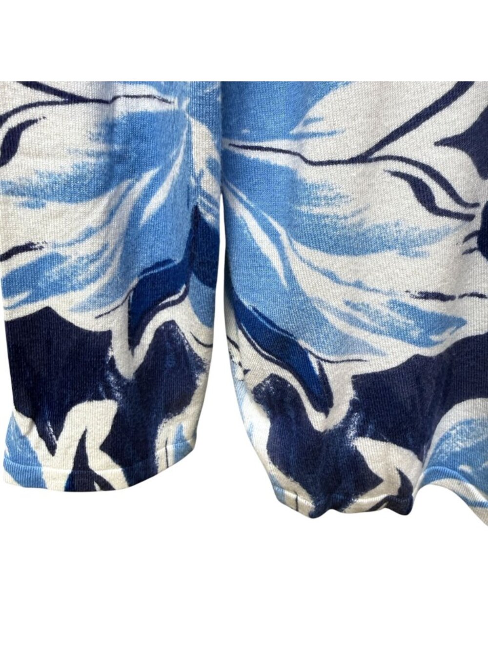 Chicos Womens Sweater Size XXL (Chicos 4) Blue Floral Pullover Lightweight Knit - Picture 6 of 8